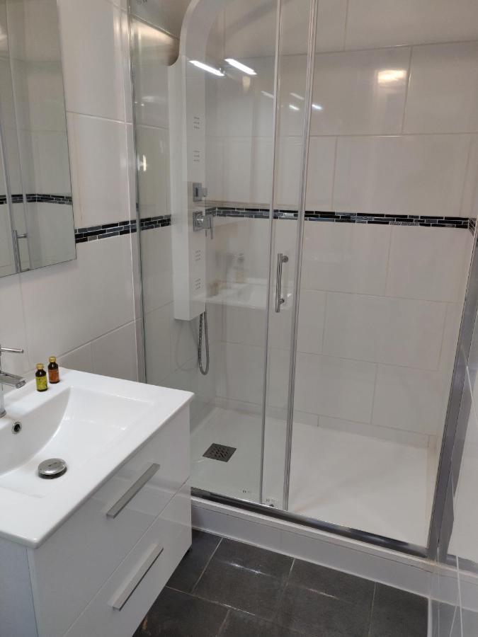 Clubber Naturiste Design แอกด์ ภายนอก รูปภาพ